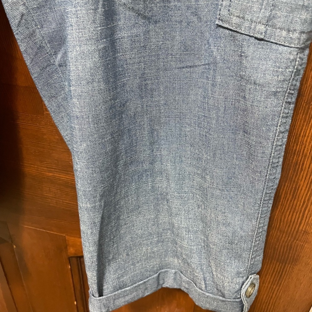 Lee women’s Flex-To -Go Cargo Capri pants size 12M . Blue - Picture 6 of 7